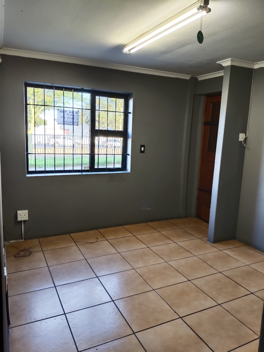 To Let commercial Property for Rent in Okavango Park Western Cape